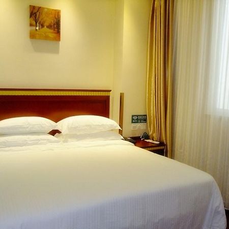 Greentree Inn Jiangsu Wuxi Yangjian Xihu Road Express Hotel Екстер'єр фото