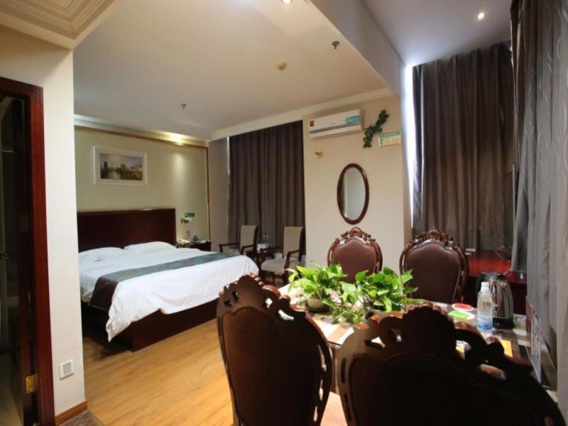 Greentree Inn Jiangsu Wuxi Yangjian Xihu Road Express Hotel Екстер'єр фото