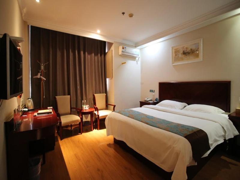 Greentree Inn Jiangsu Wuxi Yangjian Xihu Road Express Hotel Екстер'єр фото