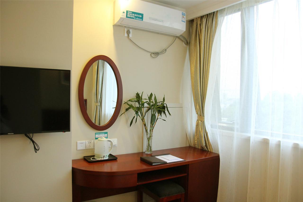 Greentree Inn Jiangsu Wuxi Yangjian Xihu Road Express Hotel Екстер'єр фото